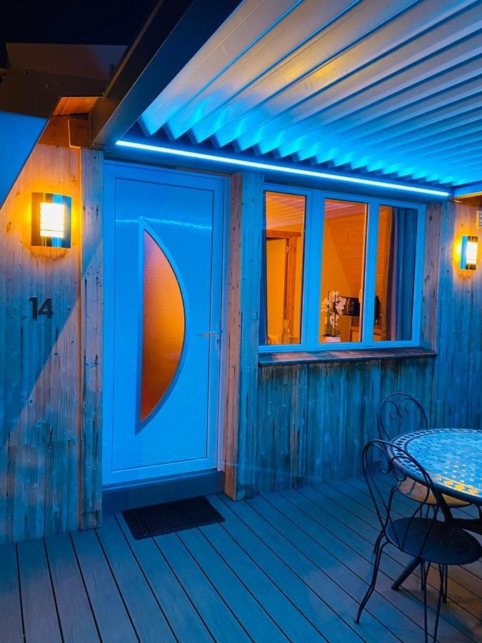 Au-Doux-Altic Chalet Romantique Avec Jacuzzi Et Sauna Métabief Dış mekan fotoğraf