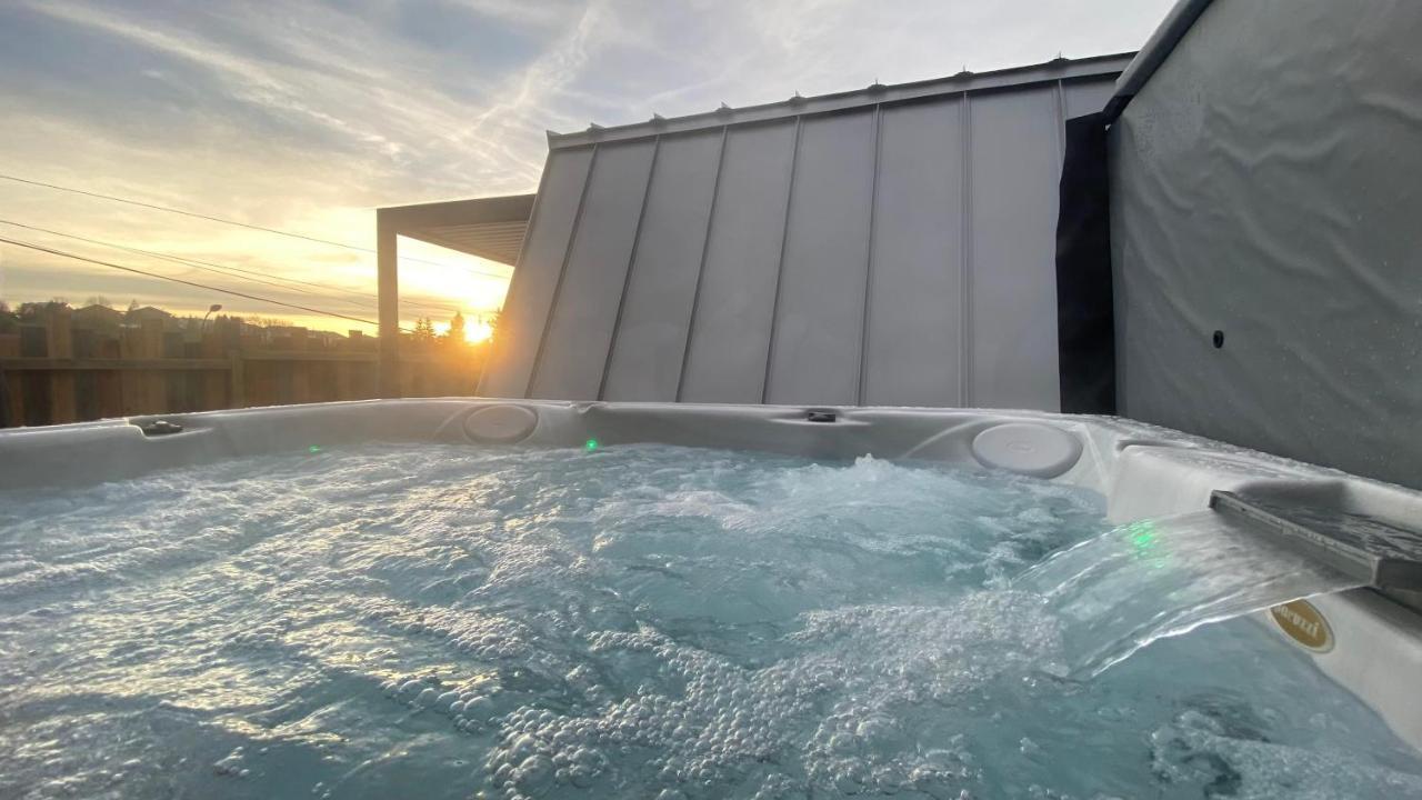 Au-Doux-Altic Chalet Romantique Avec Jacuzzi Et Sauna Métabief Dış mekan fotoğraf