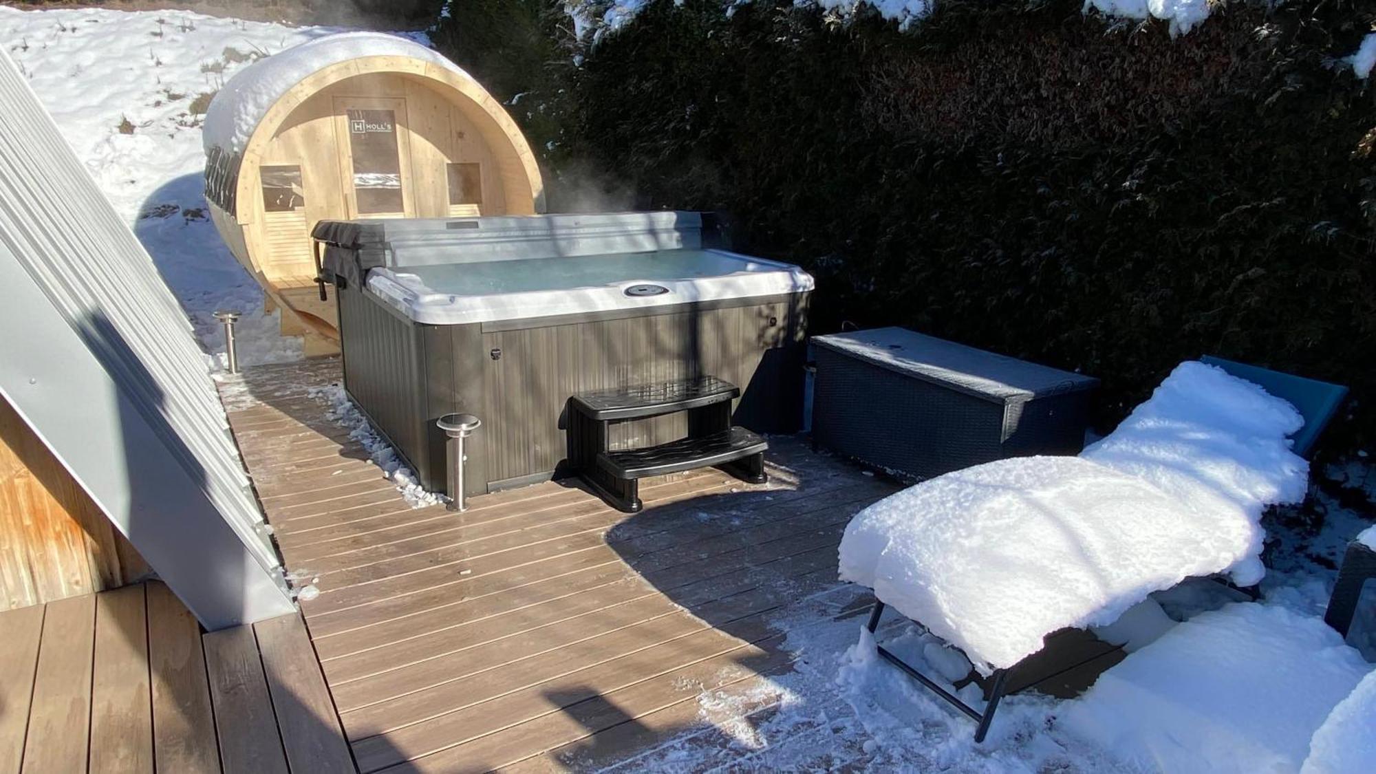 Au-Doux-Altic Chalet Romantique Avec Jacuzzi Et Sauna Métabief Dış mekan fotoğraf